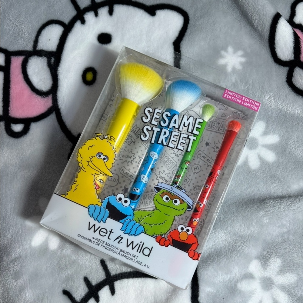 ❤️Sesame Street Makeup Brush Set❤️